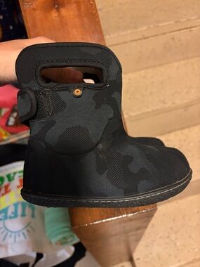 Bogs Kids Black Camouflage Pull-On Winter Boots